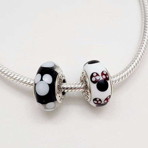Pandora Mickey and Minnie 2 Murano Charms - Picture 2 of 5